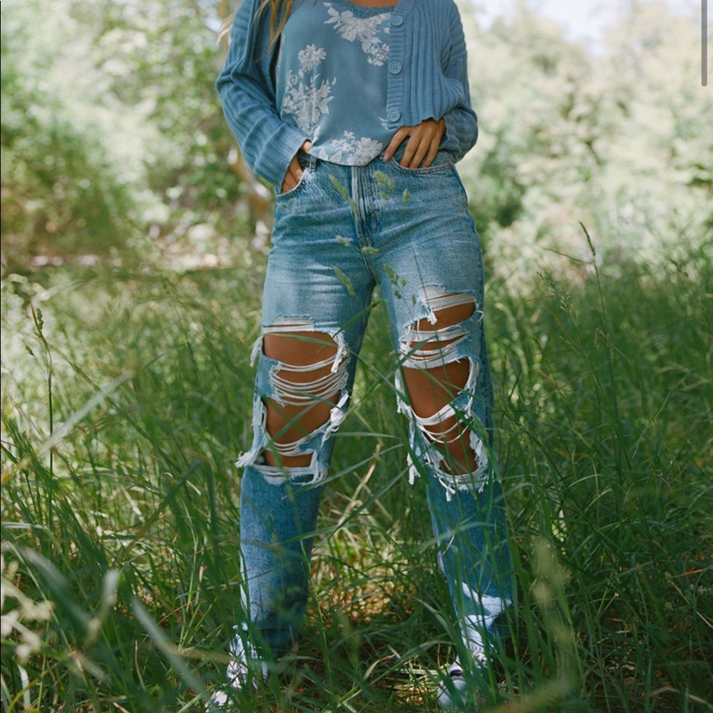 SOLD AE Baggy Mom Jeans